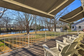 Waterfront Retreat Less Than 4 Mi to Dtwn Cambridge!